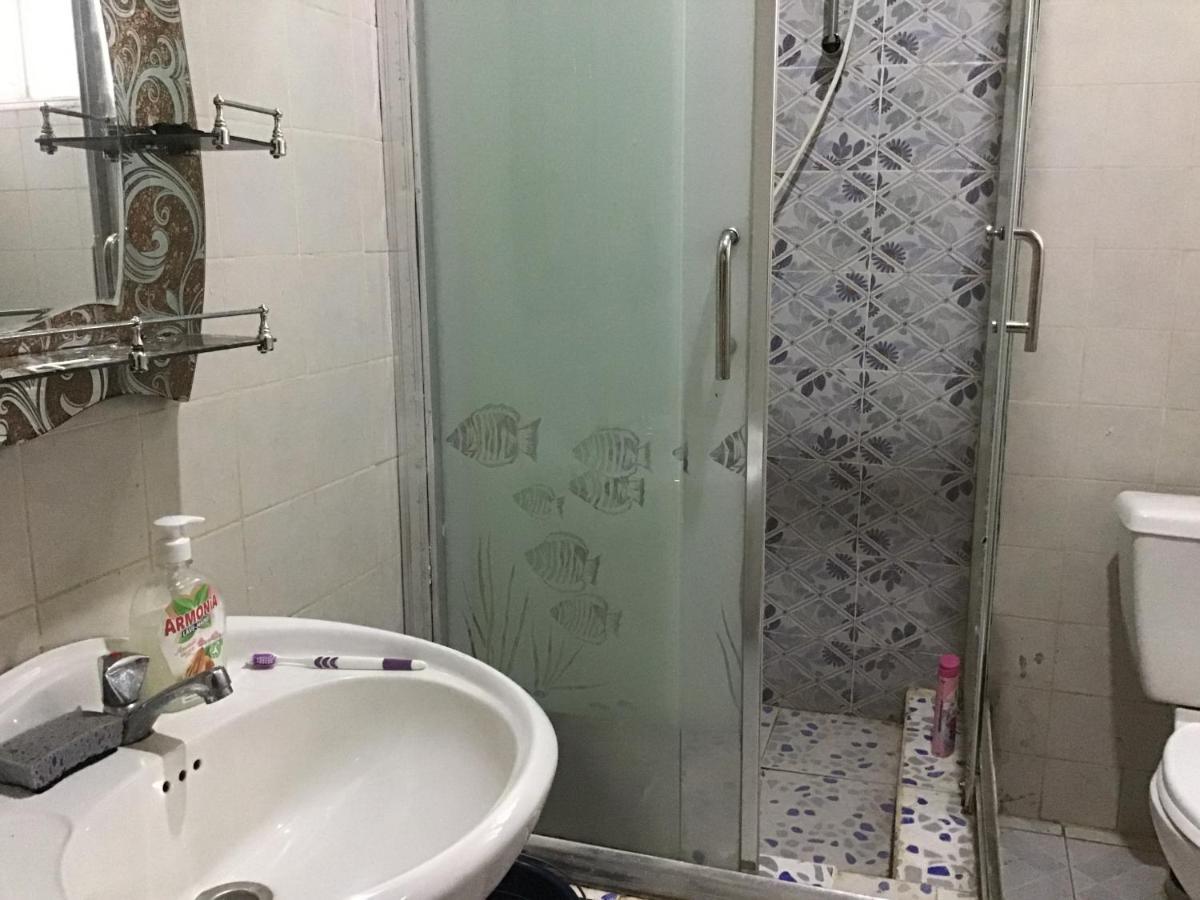 Anns Guesthouse Bakaugambia 외부 사진