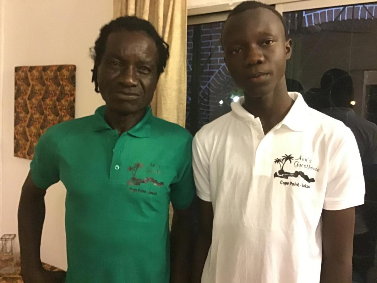 Anns Guesthouse Bakaugambia 외부 사진