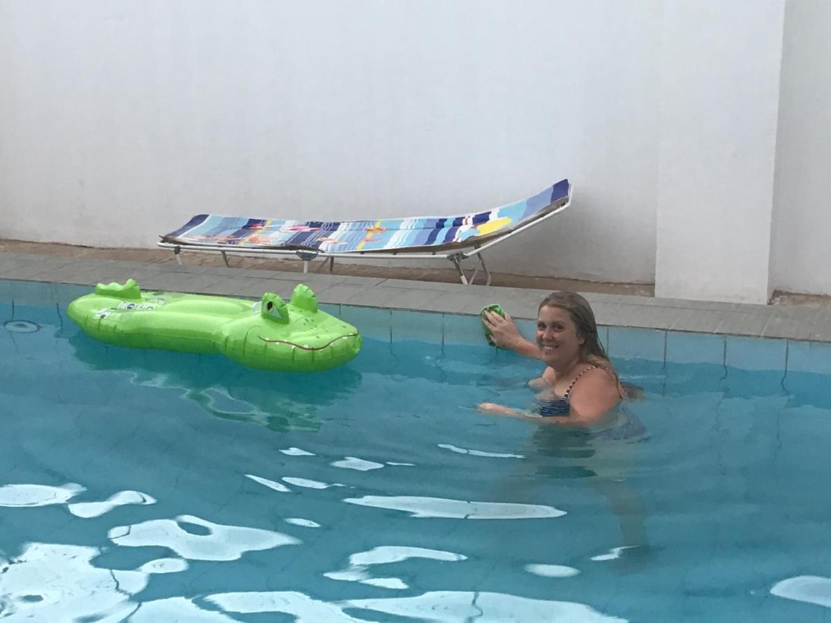 Anns Guesthouse Bakaugambia 외부 사진